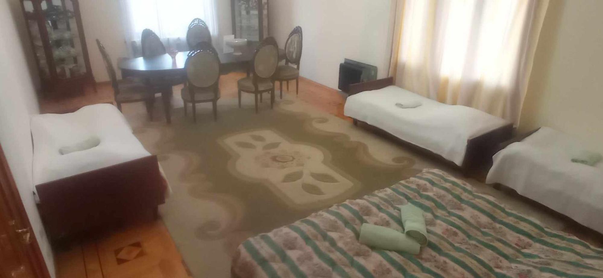 Hotel G I O Samtredia エクステリア 写真
