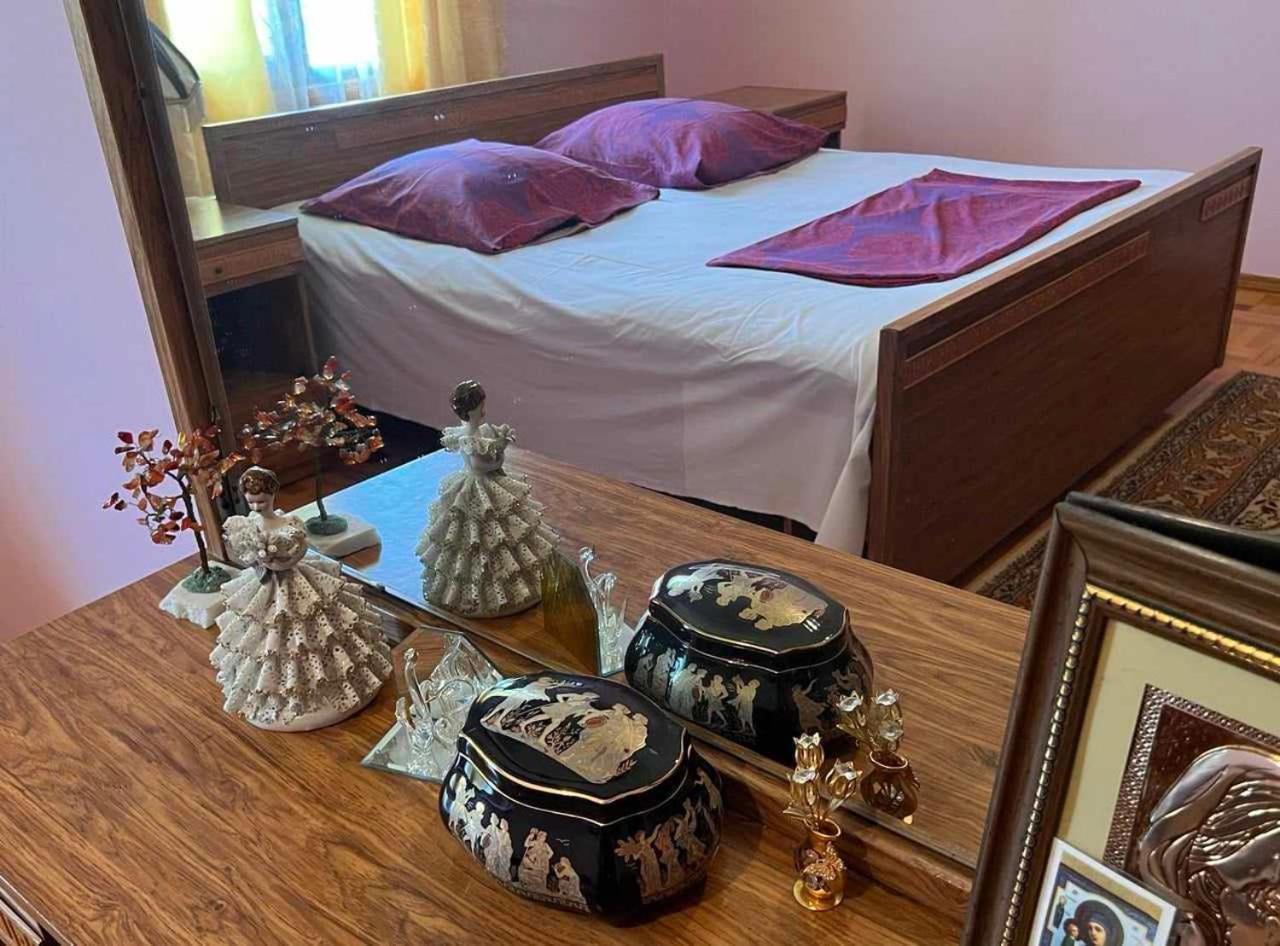 Hotel G I O Samtredia エクステリア 写真